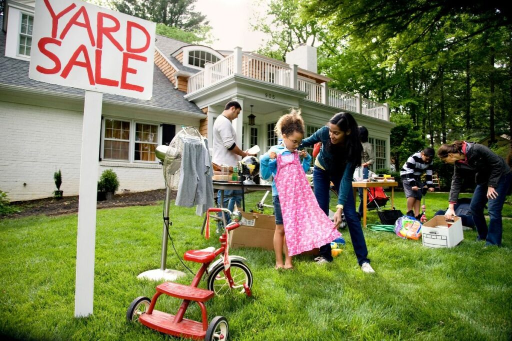 You need these Stress-Free Moving tips! Make a plan and follow these tips, you will have a less stressful and much more smooth moving process.