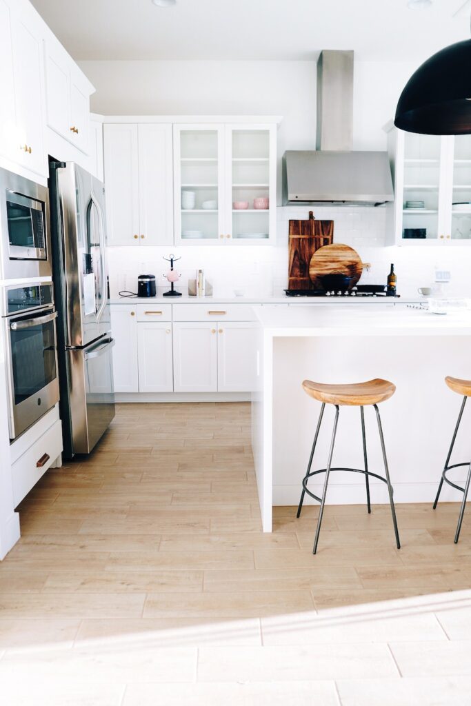 If you follow these Steps To Selling A House, you will have a much better chance of getting a great offer on your home and sell it quickly.