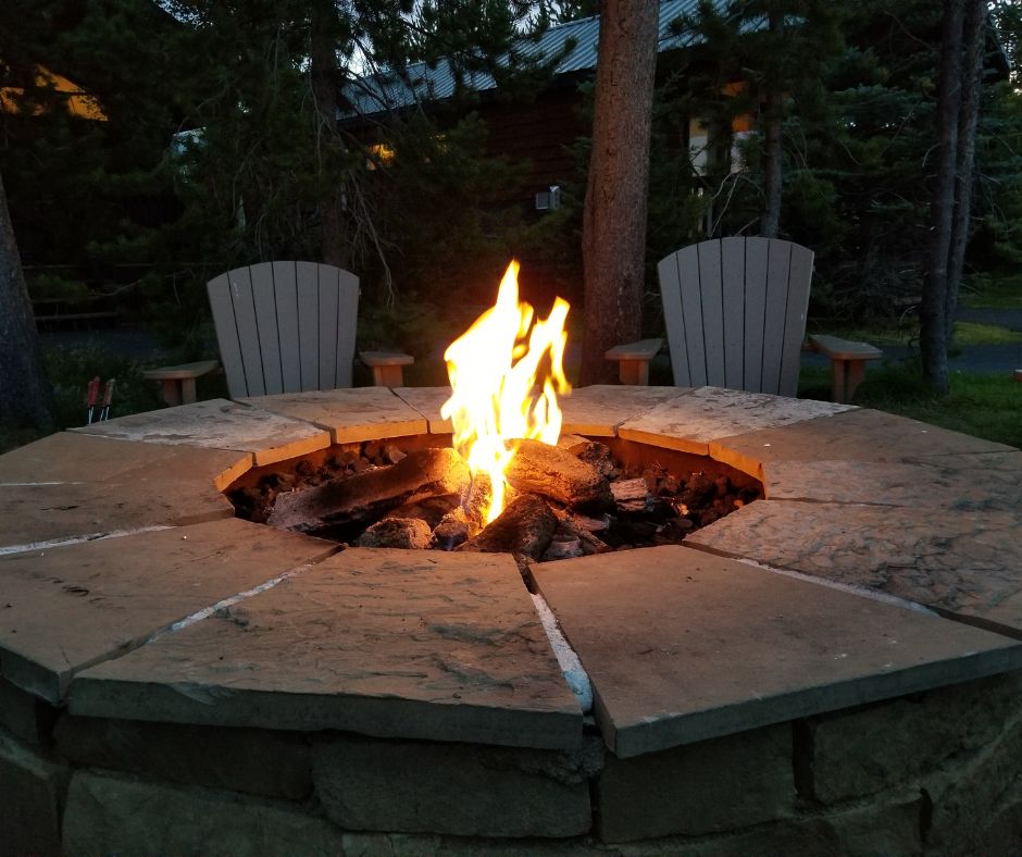 Let us help you imagine and design the outdoor space of your dreams with our 2024 guide to backyard fire pit landscaping ideas.