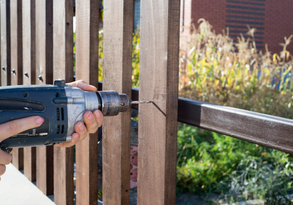 Repairing Minor Fence Damage