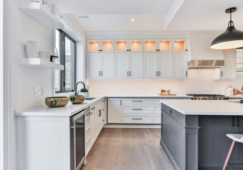 kitchen cabinet