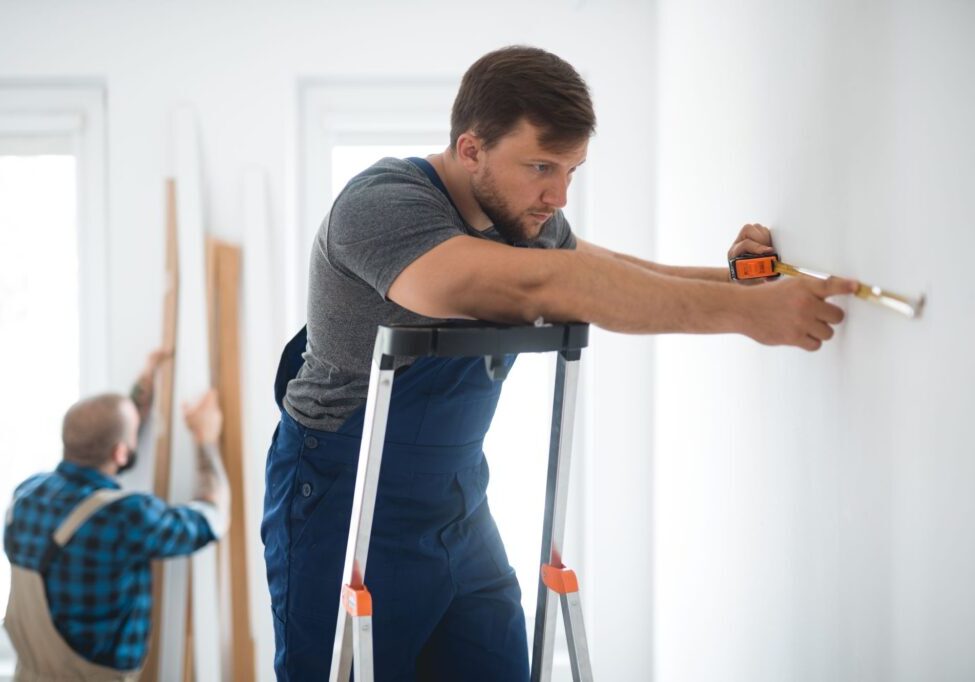 Tackle home repairs yourself or to call in a professional? Check out the advantages and disadvantages of DIY and professional home repairs.